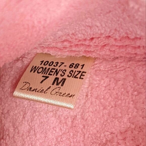 Daniel Green Evalyn Slipper - Picture 9 of 10